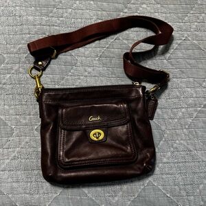 Coach Penelope Brown Leather Inner Pockets Zipper Crossbody Bag